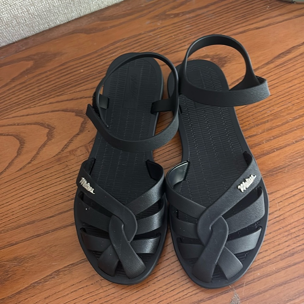 Melissa Sandals Women’s size 7